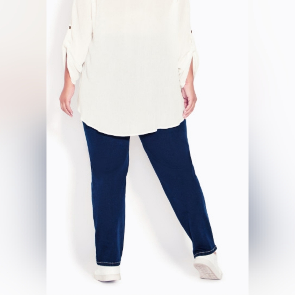 Avenue Denim Straight Leg Jean
